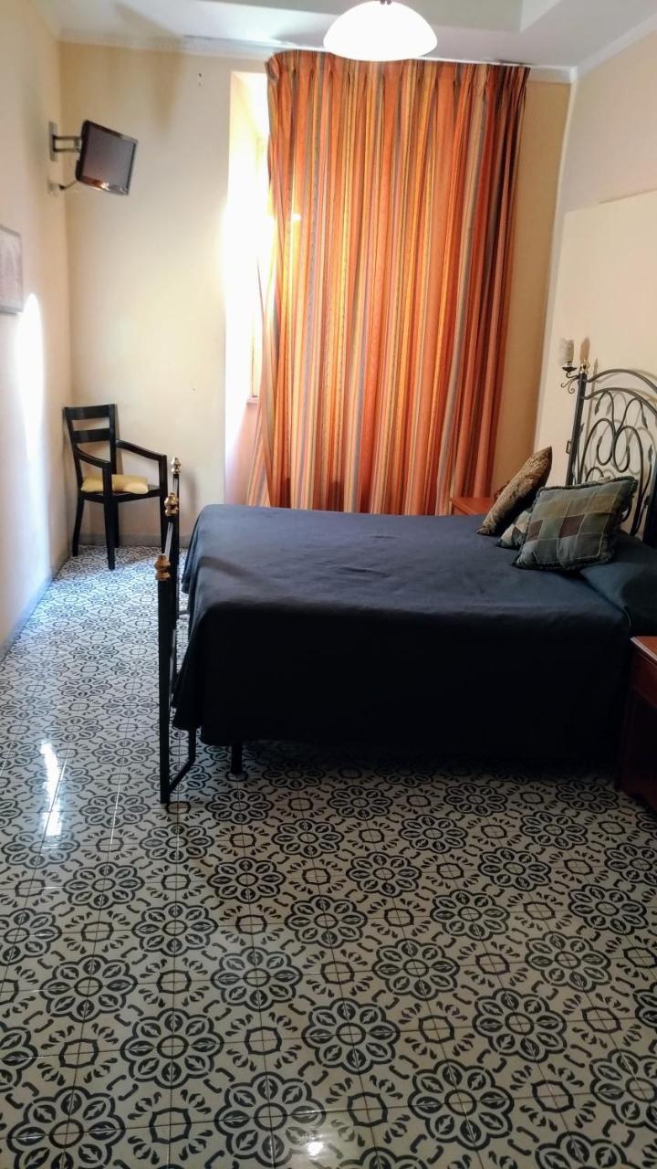 Nicolas Inn Roma Dış mekan fotoğraf