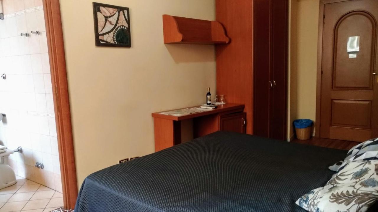 Nicolas Inn Roma Dış mekan fotoğraf